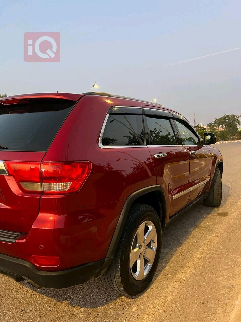 جيب جراند شيروكي